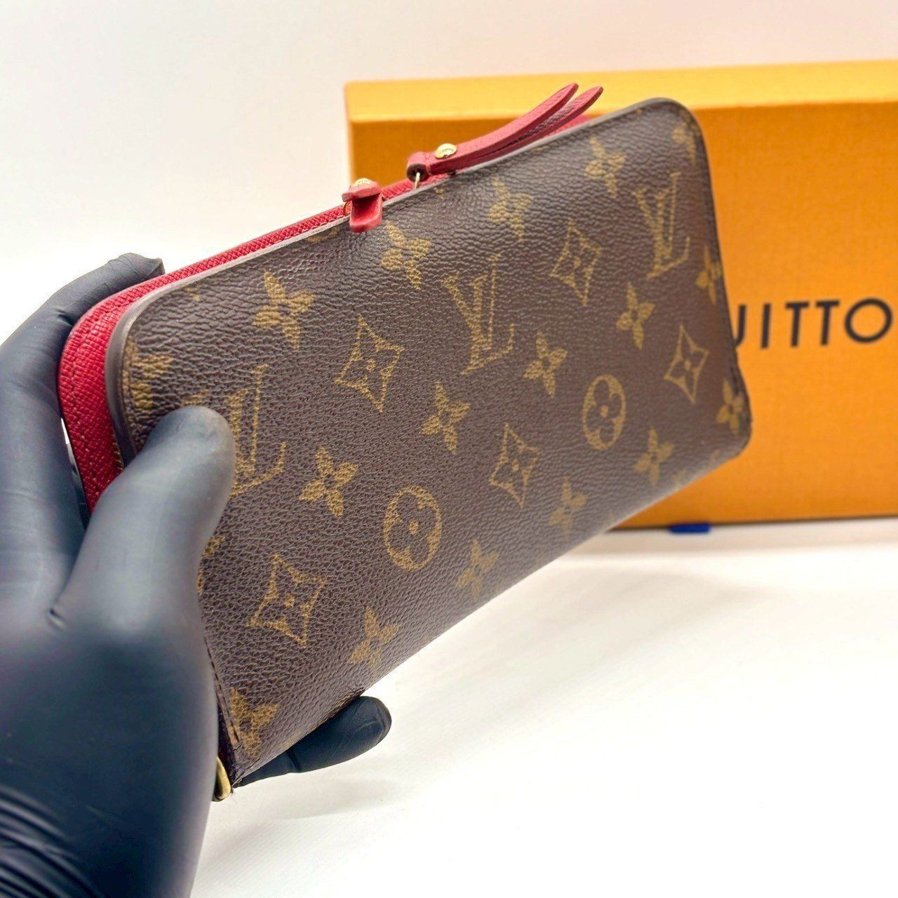 鮮烈に咲くスリーズ】 LOUIS VUITTON ルイヴィトン 長財布 モノグラム