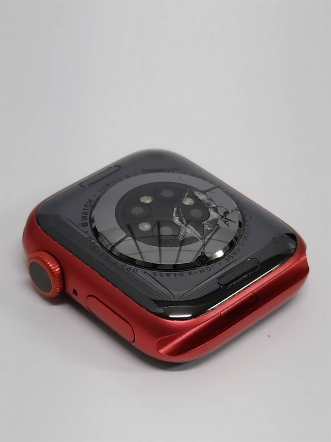 Apple Watch Series 6/GPS/40mm/A2291/レッド〈M00A3J/A〉 【公式通販】