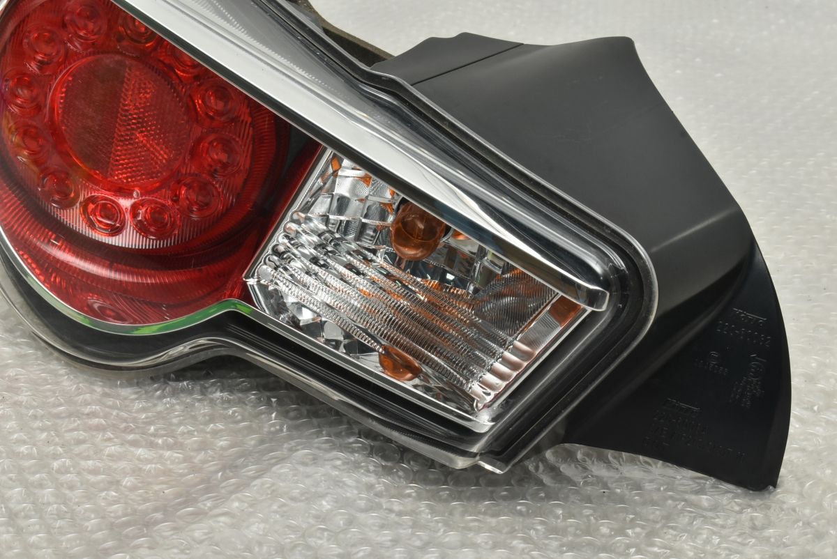 純正部品 TOYOTA86 ZN6 後期LED テールランプASSY LRセット トヨタ86用