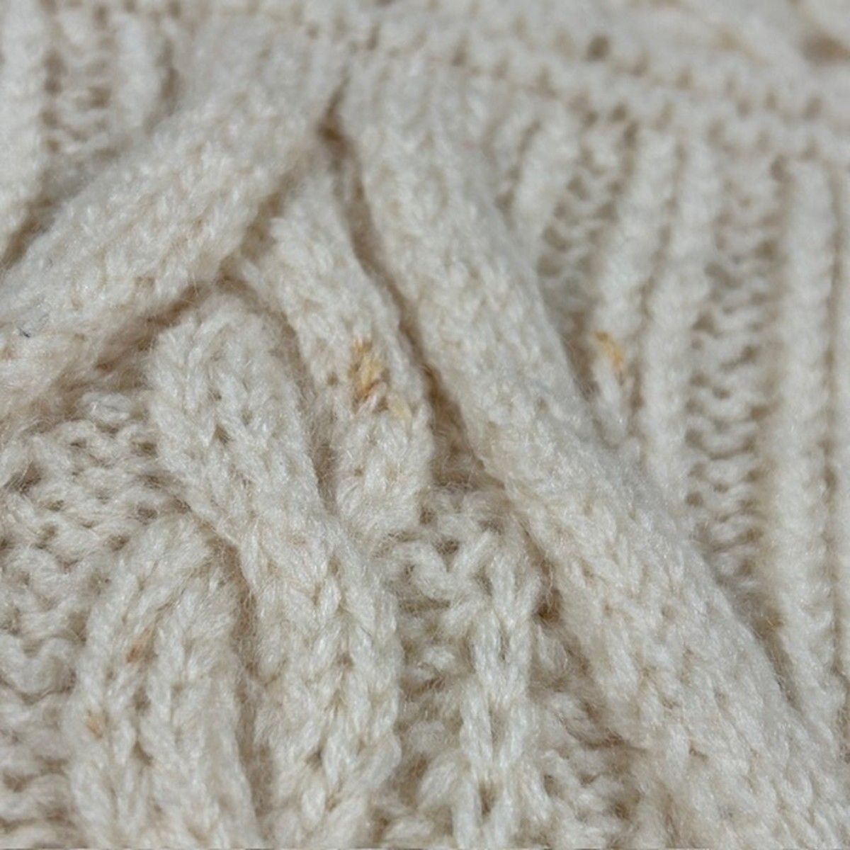 FICCE YOSHIYUKI KONISHI フィッチェ ヨシユキ コニシ ケーブルニット