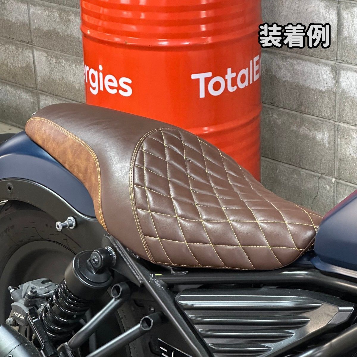 レブル 250 500 ロングシート ダブルシート タックロール Dタイプ レブル レブル250/500用 ローダウンタックロール ダブルシートブラック