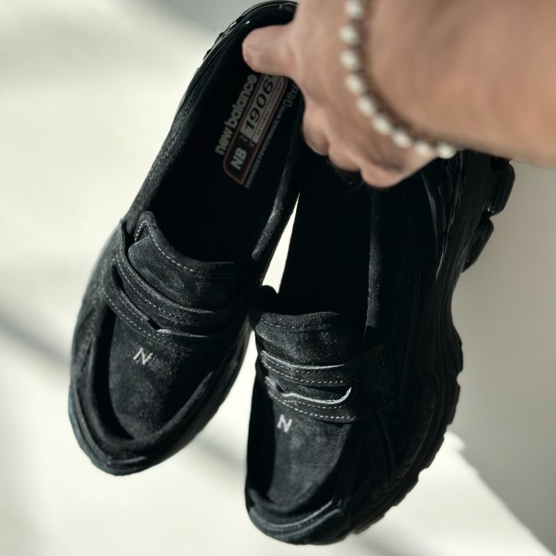 新品未使用】New Balance(ニューバランス) 1906L Suede/Black U1906LNT