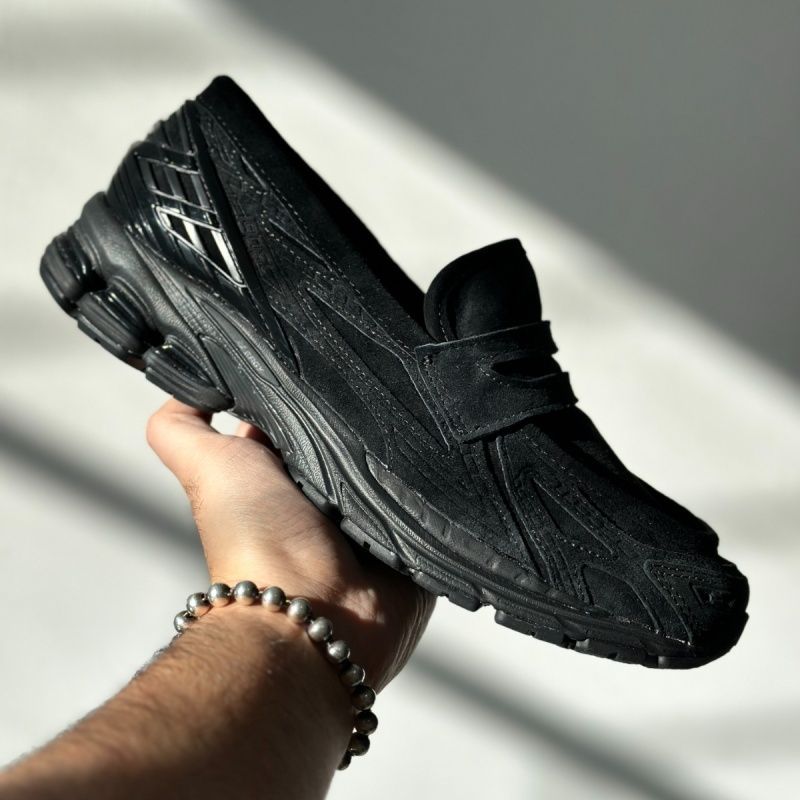 期間限定価格 新品未使用】New Balance(ニューバランス) 1906L Suede