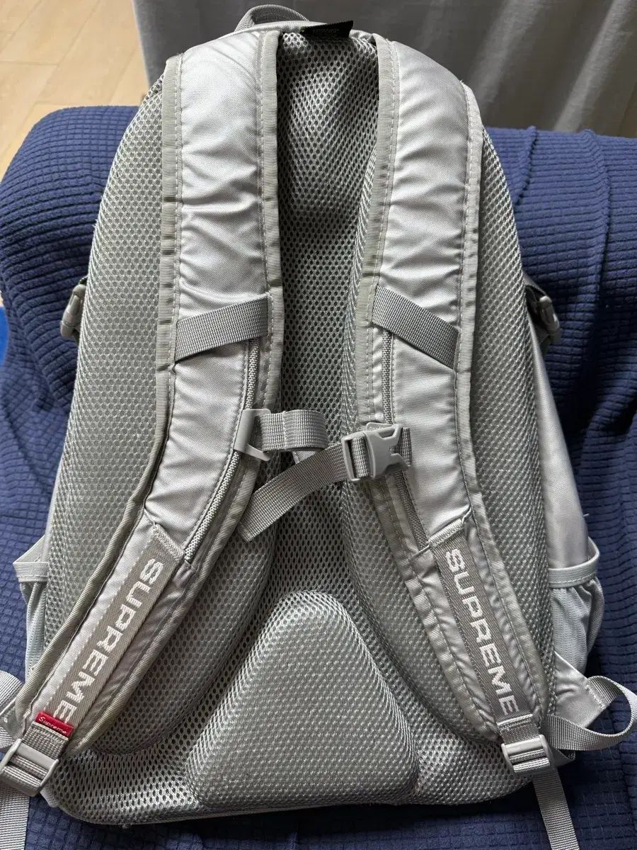 シュプリーム バックパック シルバー 22FW Supreme Backpack Silver