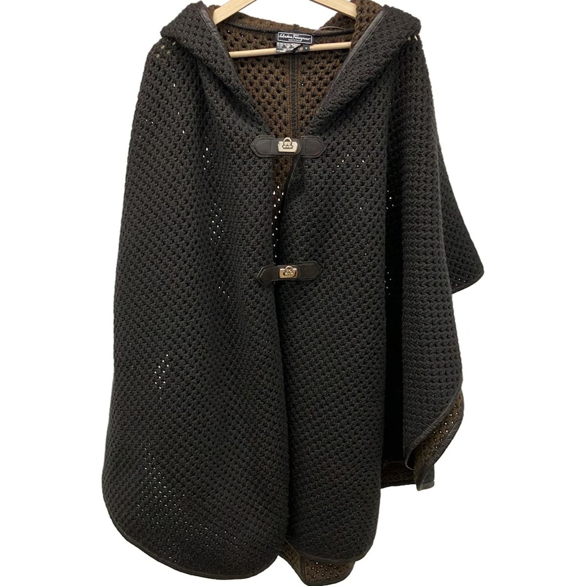 FERRAGAMO/SalvatoreFerragamo(サルバトーレフェラガモ) ポンチョ