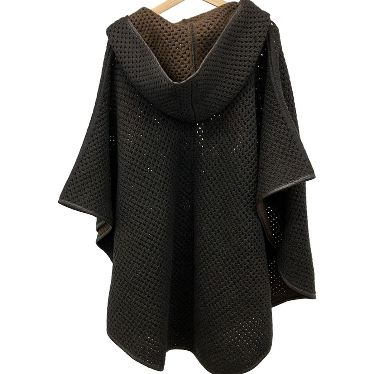 FERRAGAMO/SalvatoreFerragamo(サルバトーレフェラガモ) ポンチョ