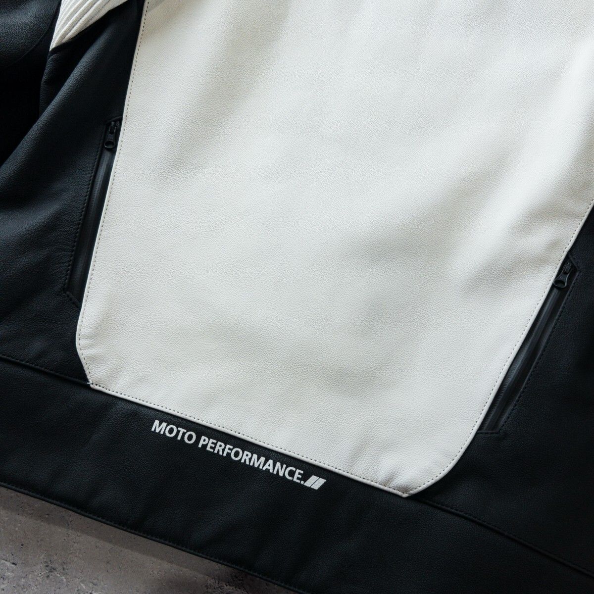 定価8.6万 新品 未使用 KUSHITANI クシタニ K-0709 プロテクター入り