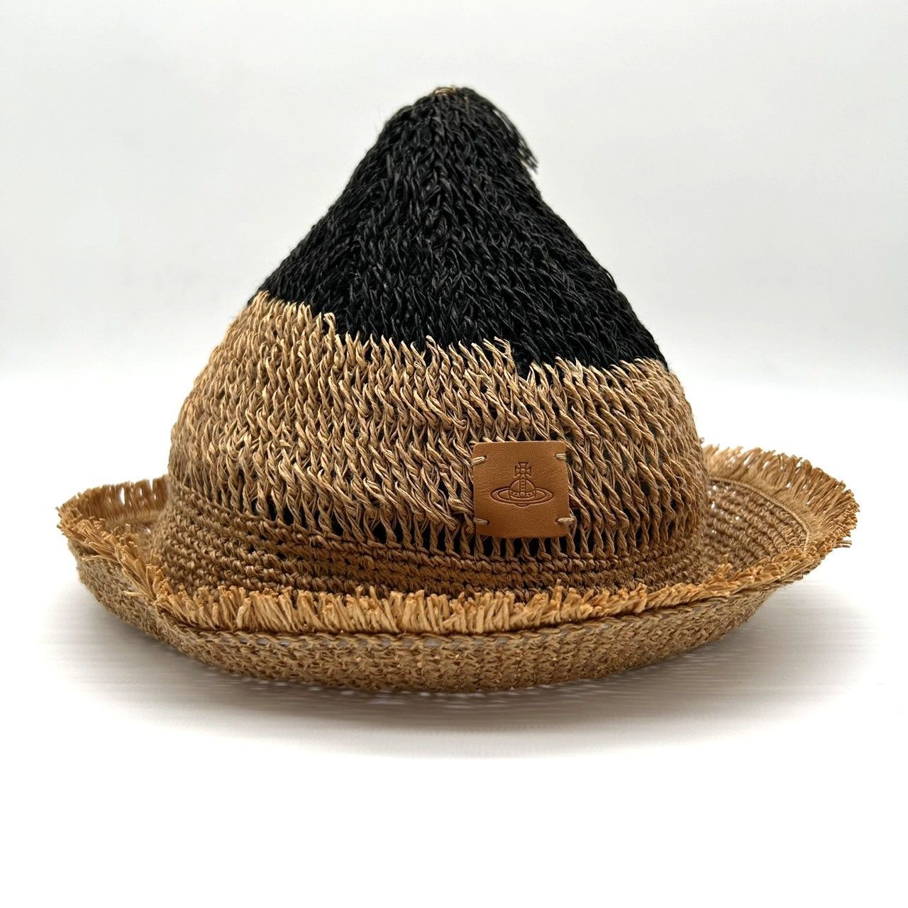 ヴィヴィアンウエストウッド　麦わら帽子　リボン　現行タグ　ラフィア　オーブロゴ ヴィヴィアンウエストウッド 麦わら帽子 リボン 現行タグ ラフィア