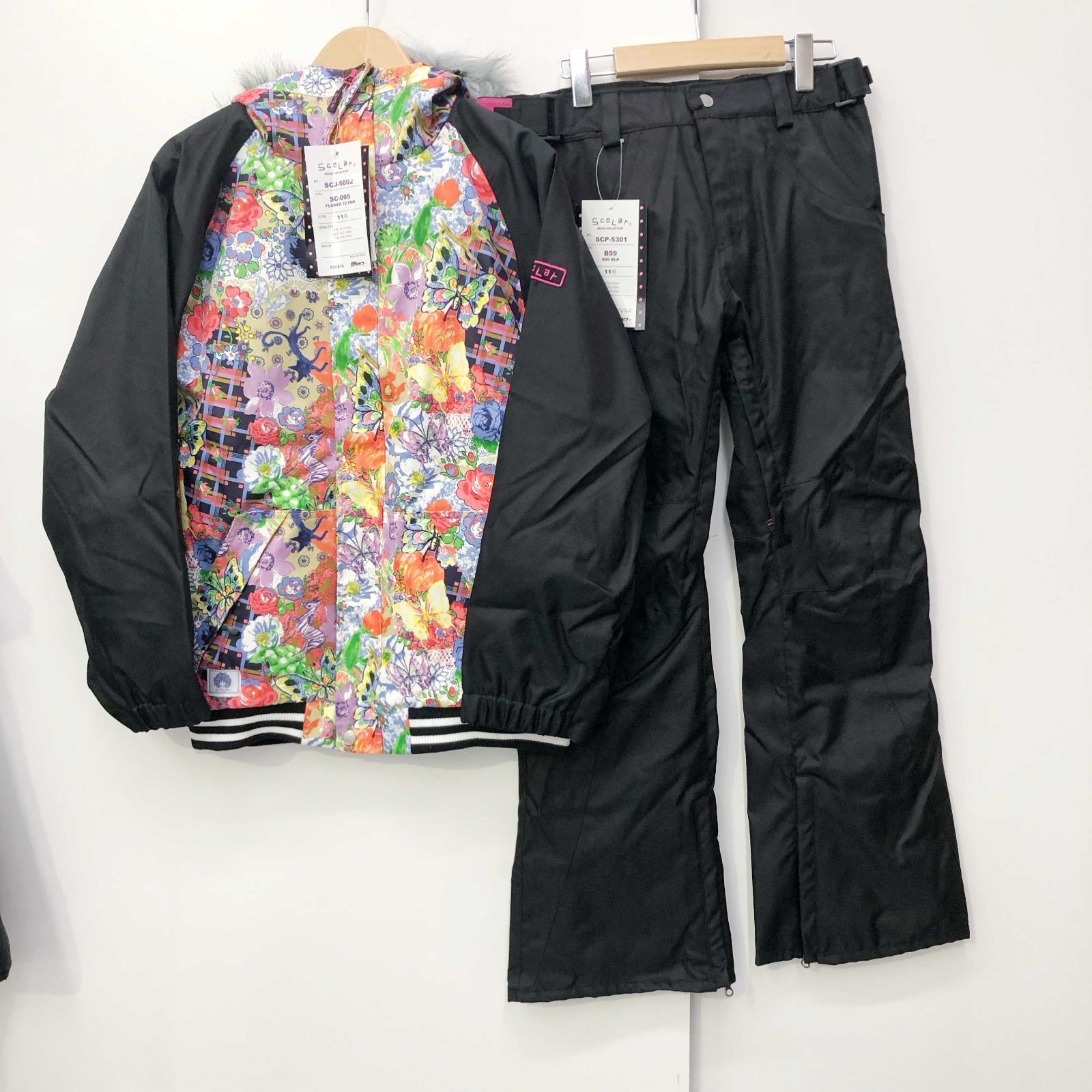 タグ付き ScoLar スカラー スキーウェア セットアップ 上下 スノボ 花