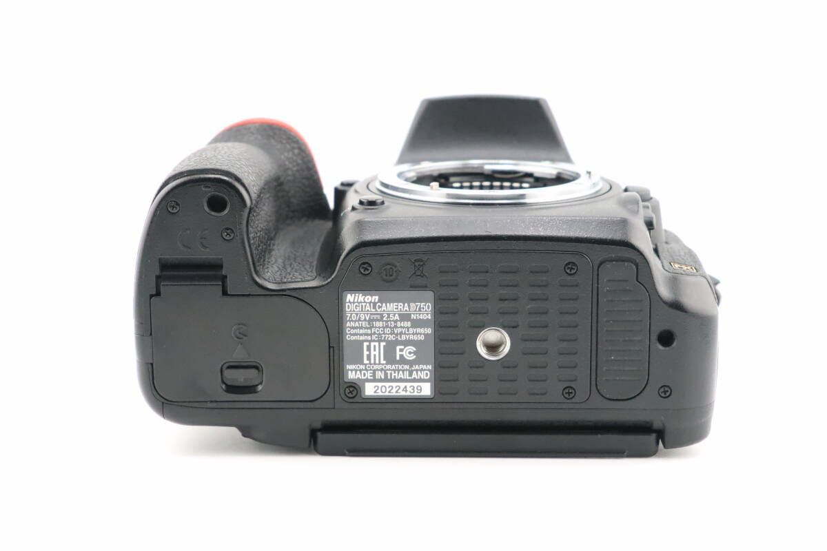 Nikon D750 デジタル一眼レフ カメラ 本体と充電器 ニコン、「D750」の24-120 VR レンズキットを10/16発売 - 価格.com