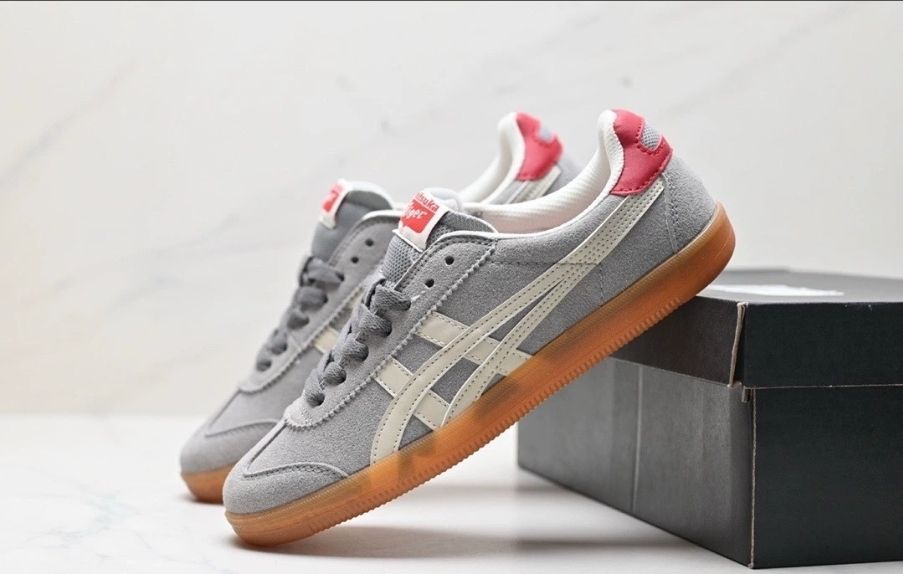 Onitsuka Tiger スエード スニーカー グレー Onitsuka Tiger Mexico 66 