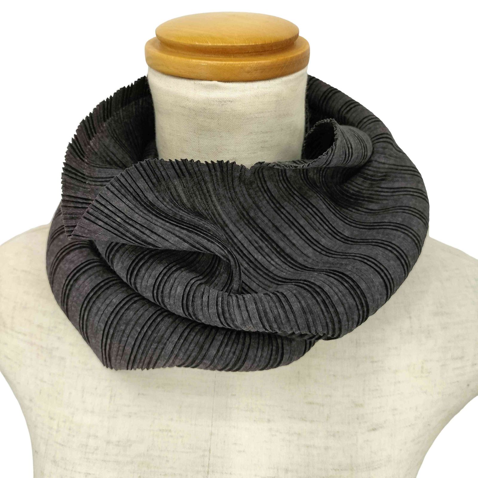 プリーツプリーズイッセイミヤケ PLEATS PLEASE ISSEY MIYAKE プリーツ