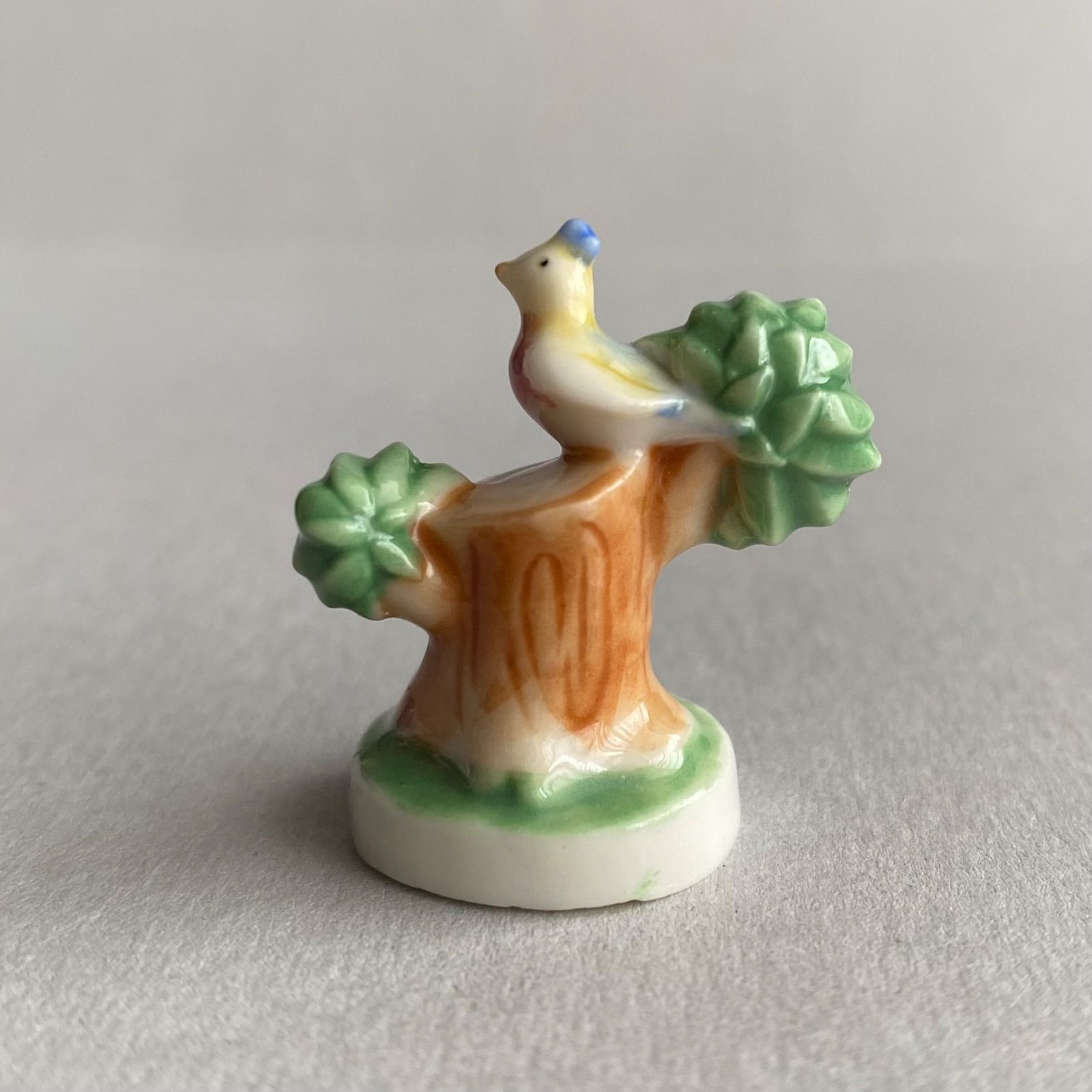 小鳥と切り株のフェーブ／フランス雑貨／陶器ミニチュア／ブロカント