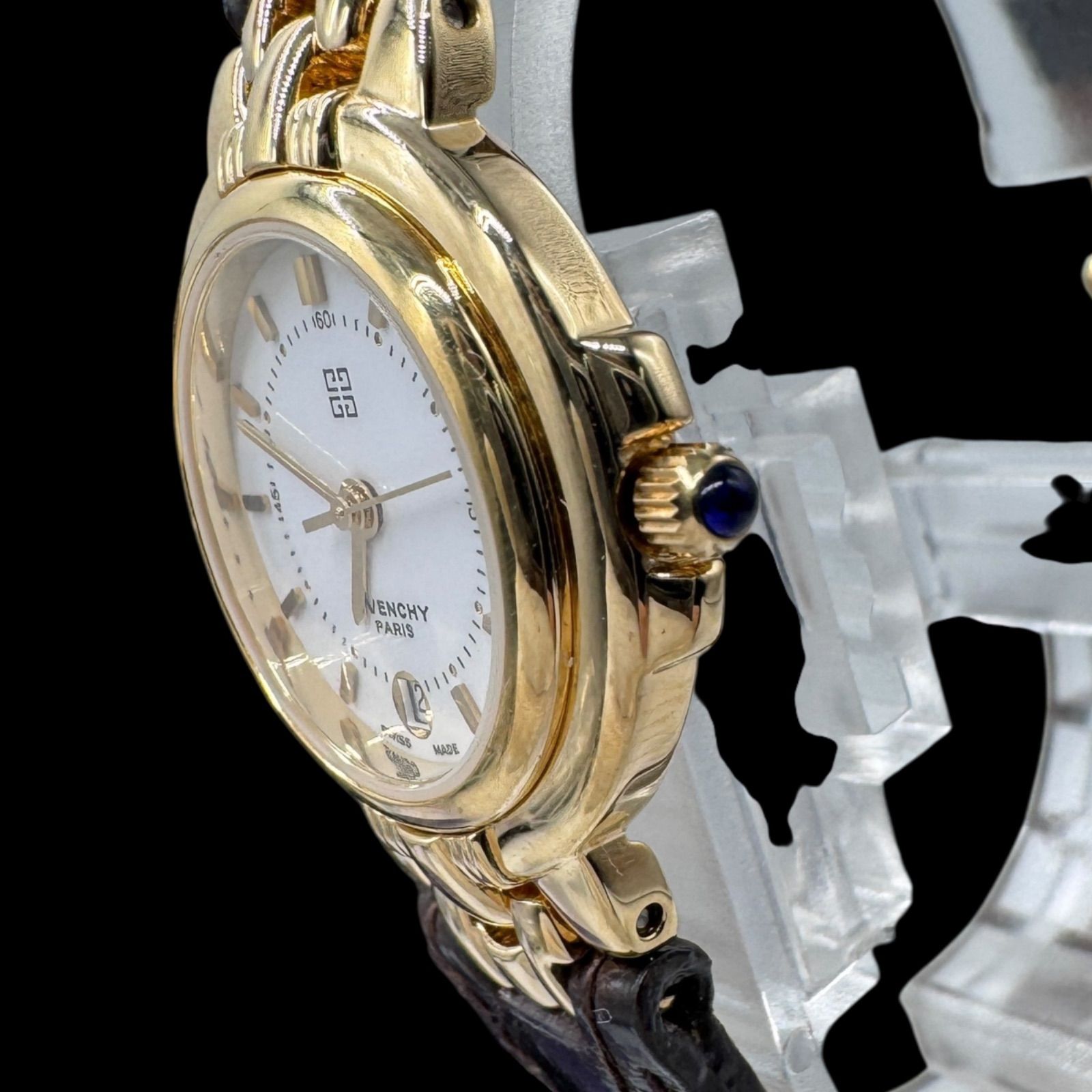 新品電池稼働品 良品 GIVENCHY ジバンシー レディース腕時計 ゴールド