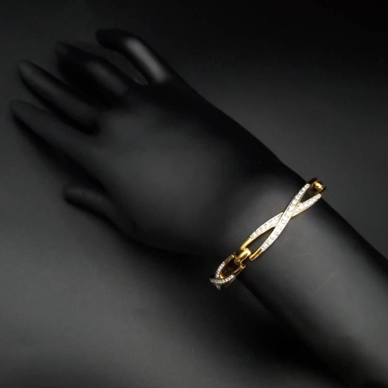 美品 SWAROVSKI スワロフスキー ブレスレット バングル クロスデザイン