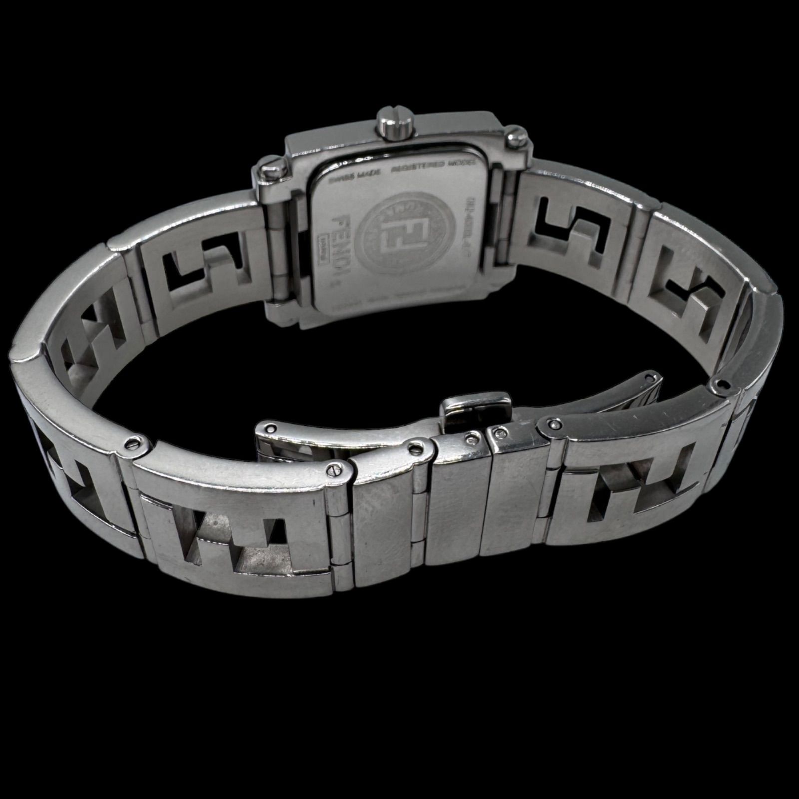 新品電池稼働 FENDI フェンディ オロロジ スクエア ズッカ レディース