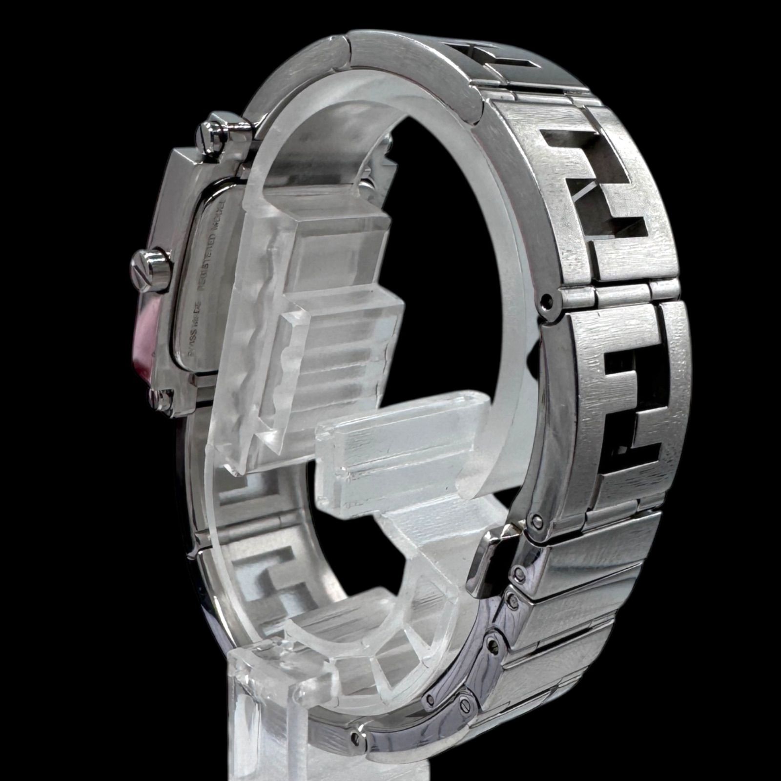 新品電池稼働 FENDI フェンディ オロロジ スクエア ズッカ レディース