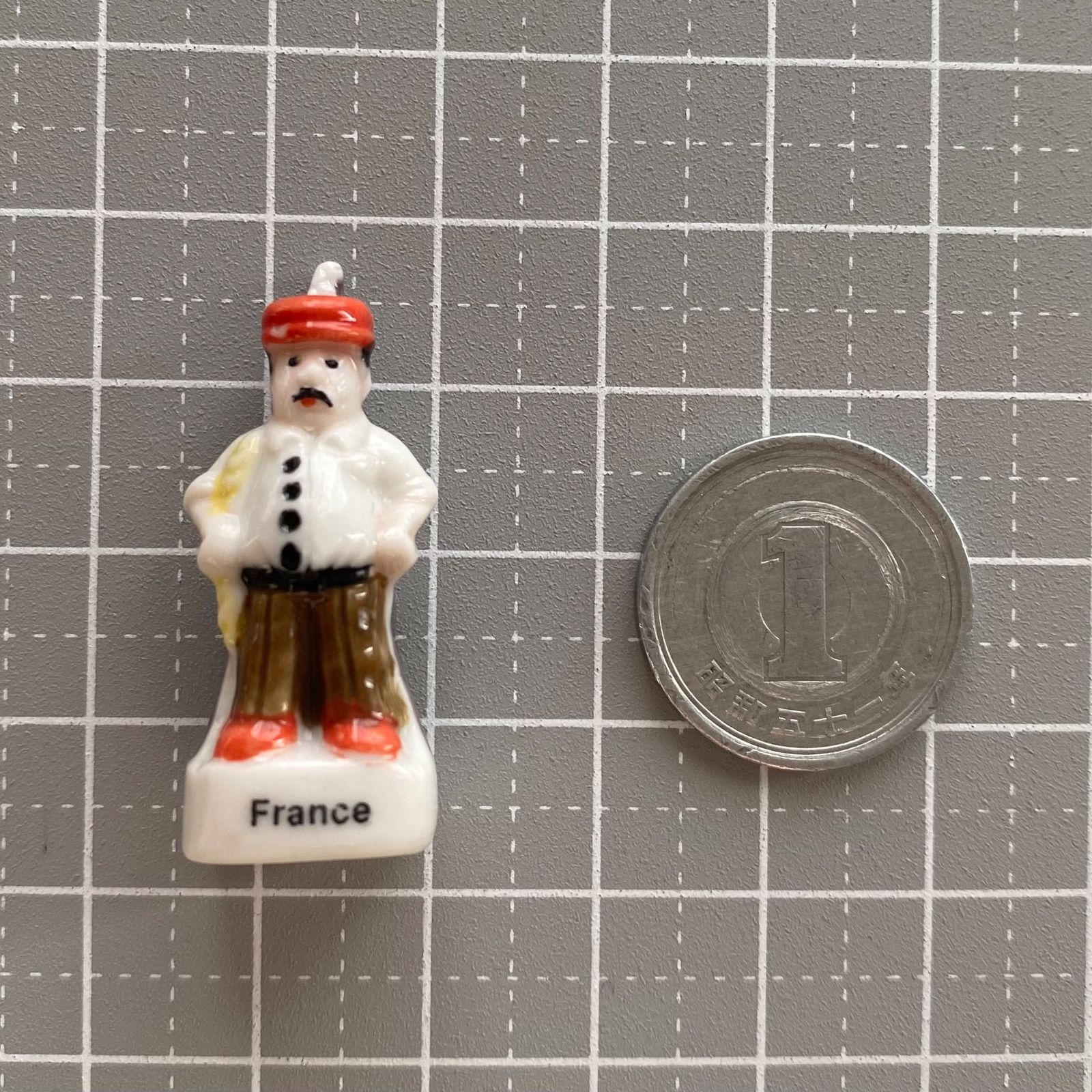 フランスのフェーブ ※欠けあり／ヨーロッパ／フランス雑貨／陶器