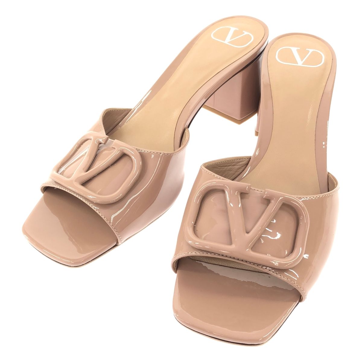 Valentino ヴァレンティノ　Vロゴ　パンプス　サンダル Vlogo Signature Slide Sandal In Grainy Cowhide With Accessory for
