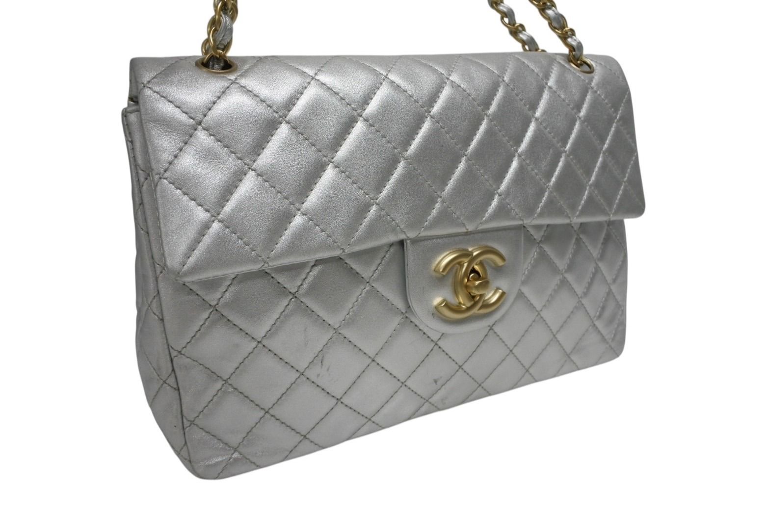 0時迄早売り価格早い者勝【極美品 レア】✴︎マトラッセ シルバーロゴチェーンバック 楽天市場】シャネル マトラッセ チェーン キャビアスキン バッグ