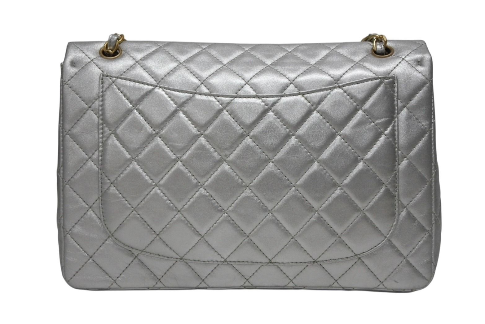 0時迄早売り価格早い者勝【極美品 レア】✴︎マトラッセ シルバーロゴチェーンバック 楽天市場】シャネル マトラッセ チェーン キャビアスキン バッグ