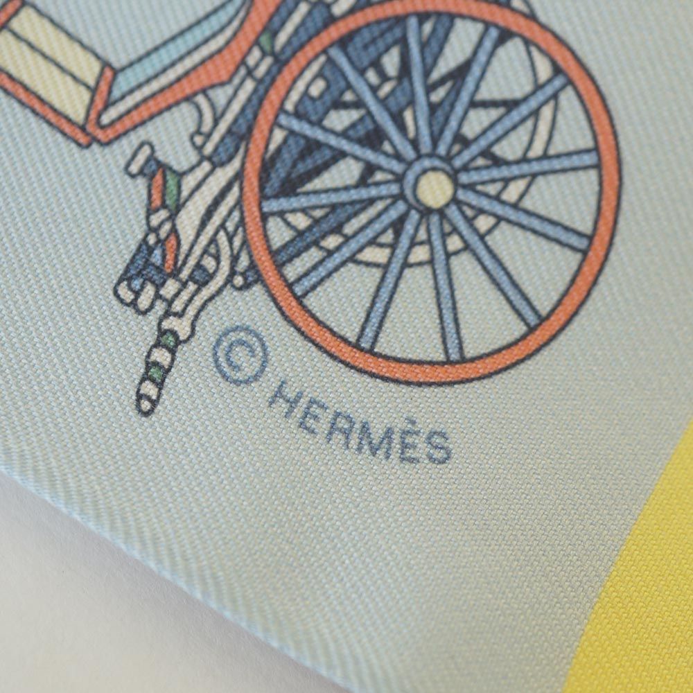 エルメス HERMES ツイリー 精巧な馬車 レアカラー エルメス HERMES ツイリー 精巧な馬車 レアカラー エルメス スカーフ