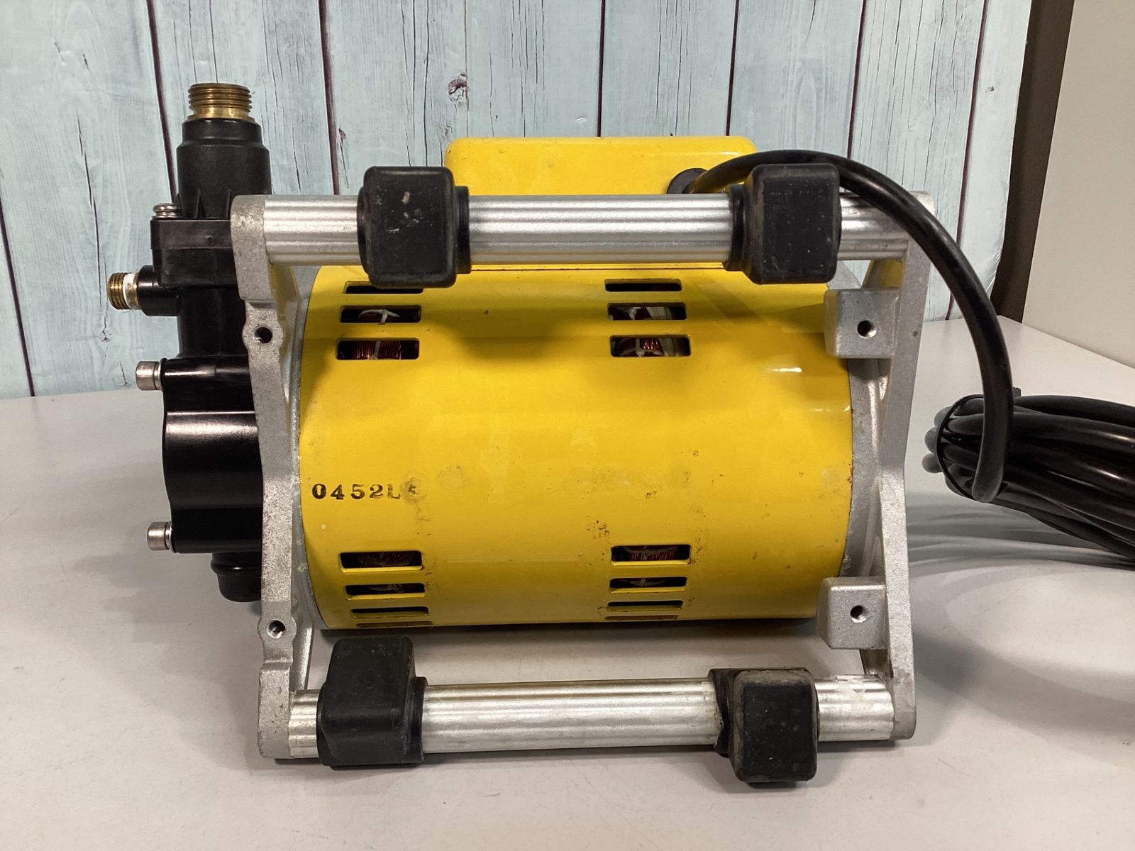 ◇工進(KOSHIN) 電動噴霧器 ガーデンスプレイヤー MS-252C [ショート