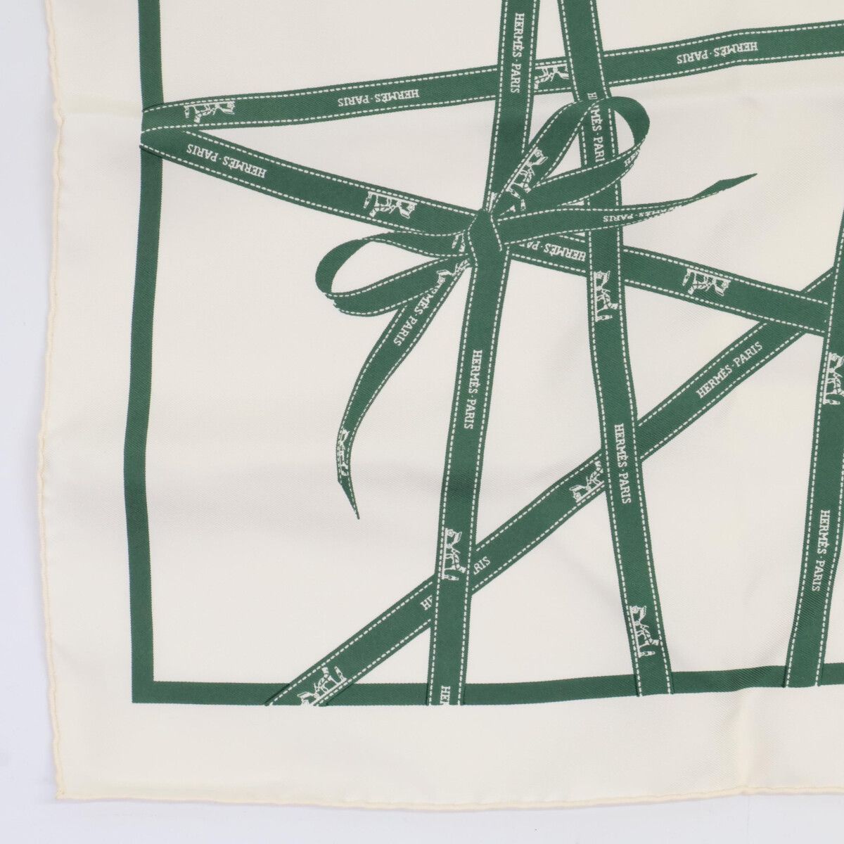 HERMES エルメス 【美品】ガヴロッシュ ボルデュックリボン シルク