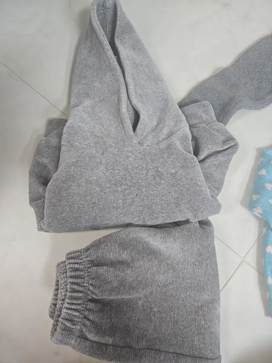 더무아 イージー セットアップ グレー S サイズ