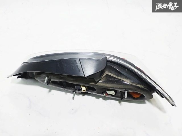 RX-8 SE3P LED テールランプ KOITO 220-41098 RX-8 SE3P LED テールランプ KOITO 220-41098 小糸テールランプ