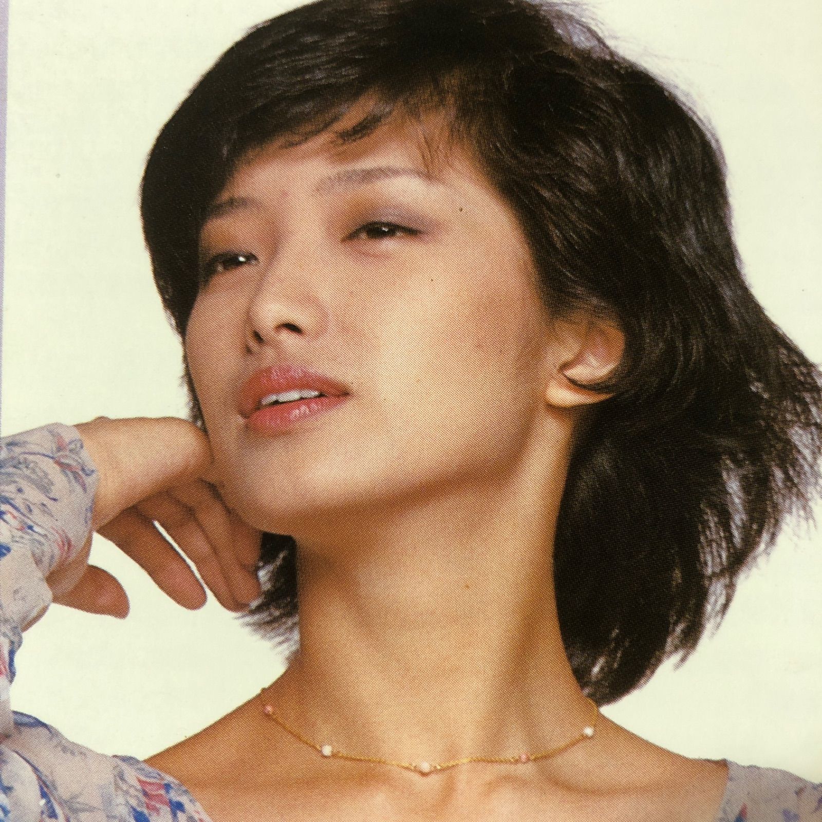 山口百恵 ベストアルバム 『山口百恵ベスト・コレクション』 - メルカリ