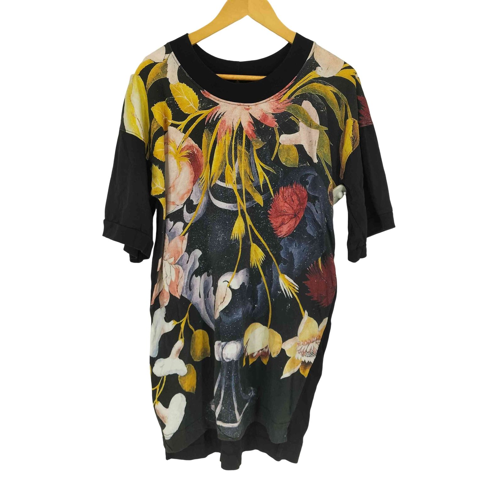 Vivienne Westwood ANGLOMANIA(ヴィヴィアンウエストウッド アングロマニア) 花柄 S/S TEE レディース JPN：S 【中古】【ブランド古着バズストア】 ヴィヴィアンウエストウッド アングロマニア Vivienne Westwood