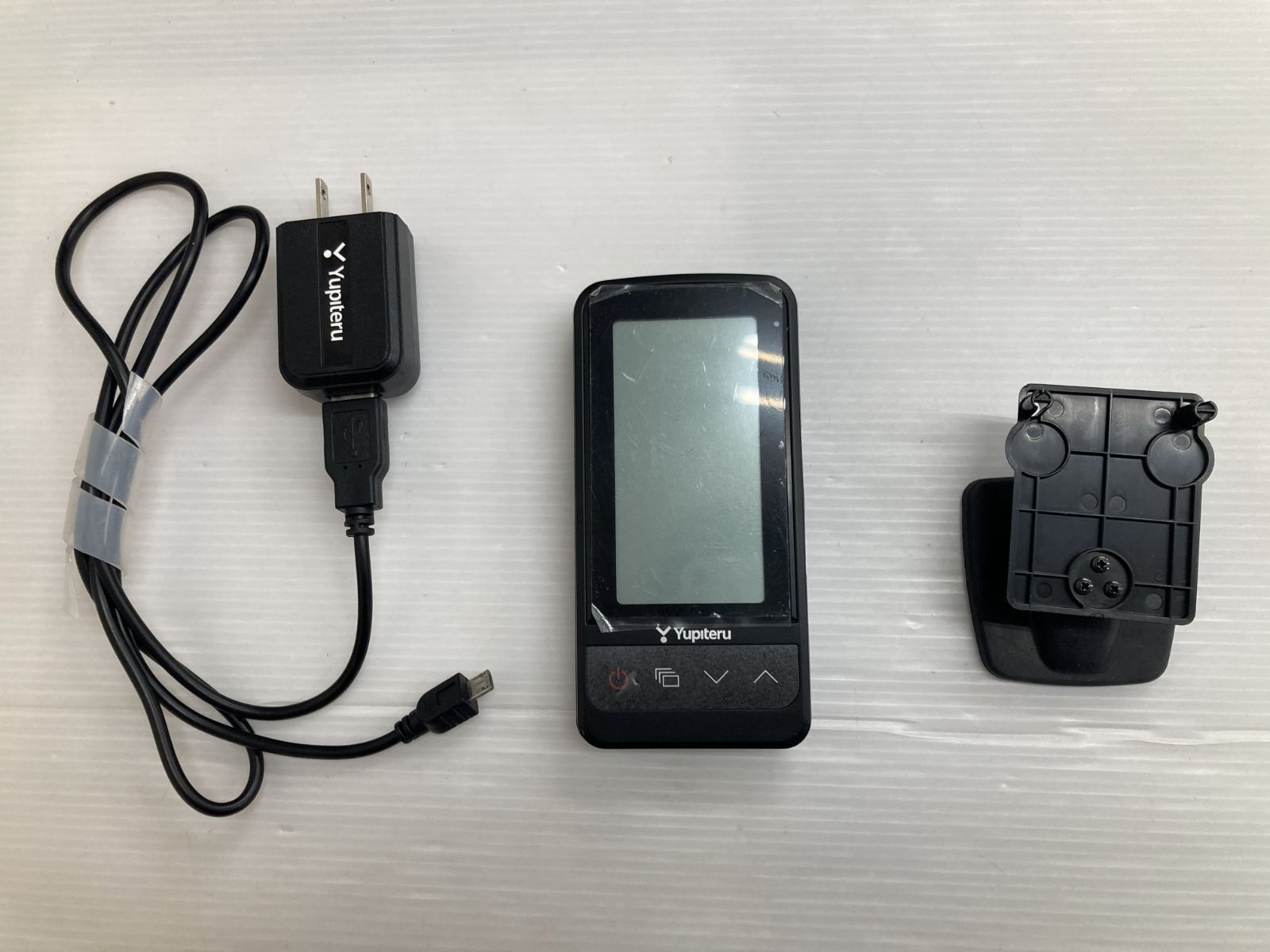 【中古】Yupiteru ゴルフスイングトレーナー GST-7 BLE 中古】Yupiteru ゴルフスイングトレーナー GST-7 BLE ブラック