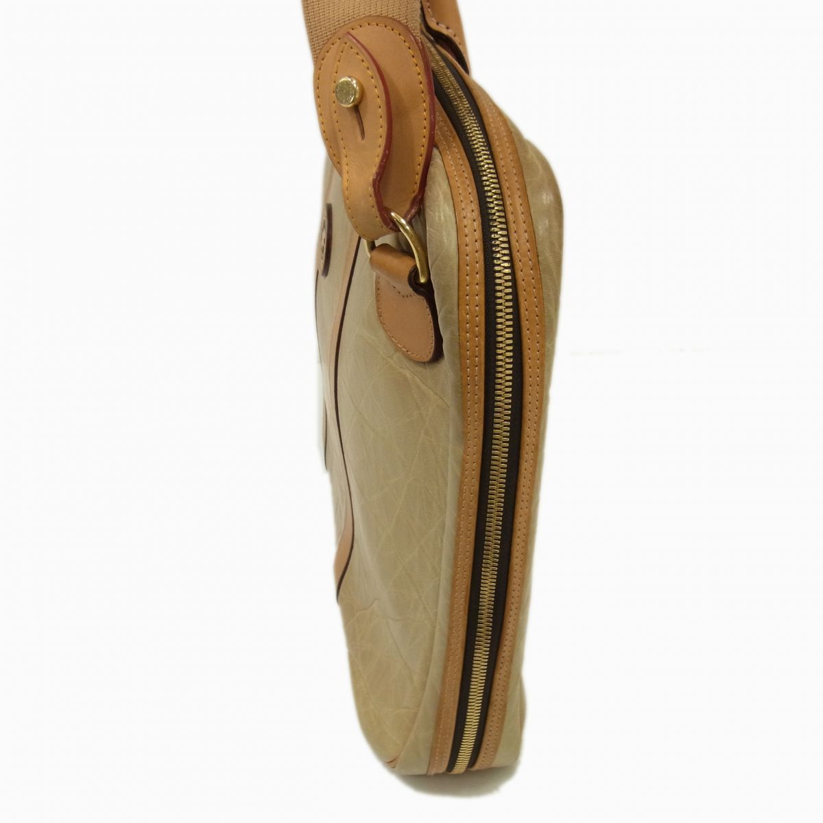 ◇HUNTING WORLD バチューレザー ブリーフケース ショルダーバッグ