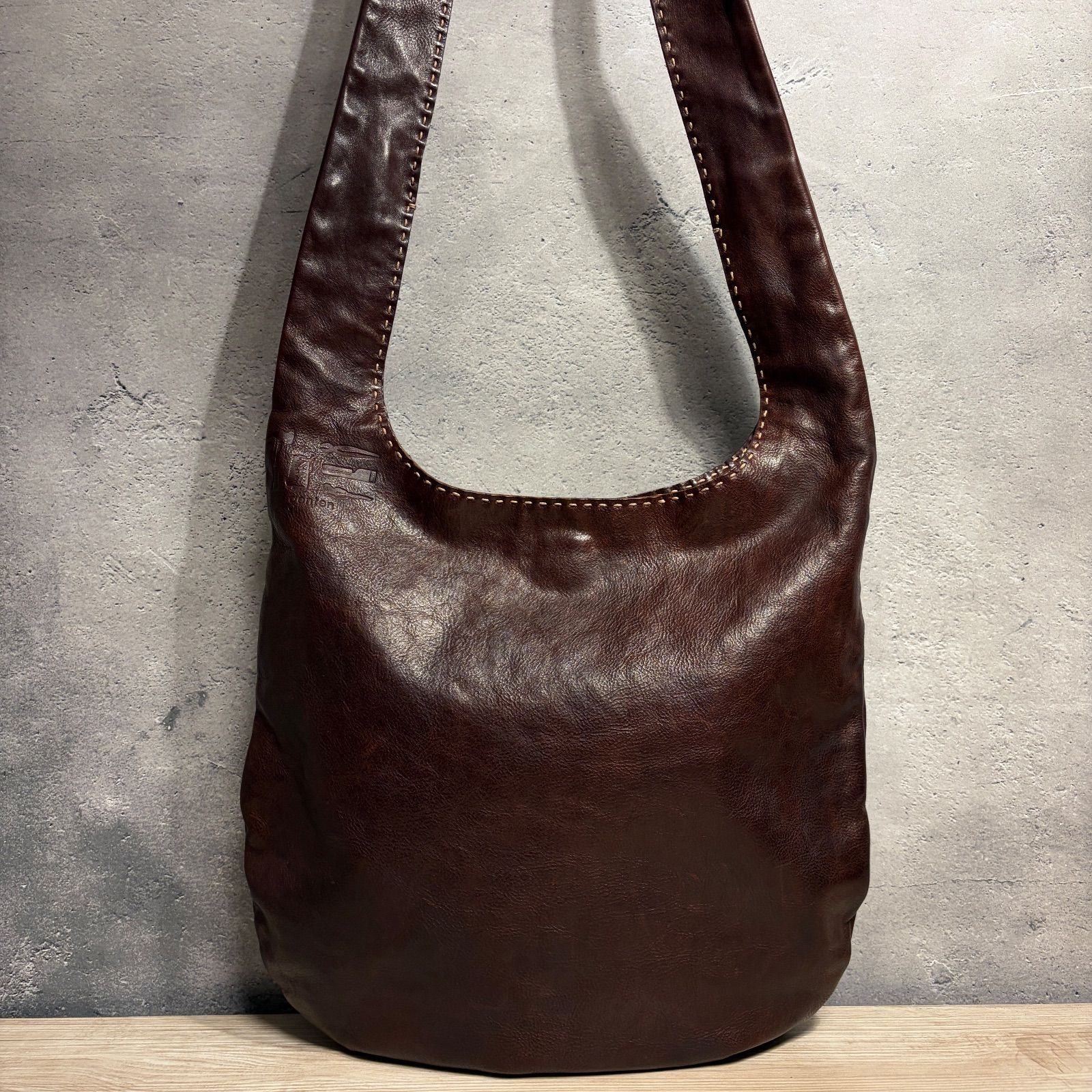 genten ゲンテン ユーフラテス レザーショルダーバッグ ブラウン 本革