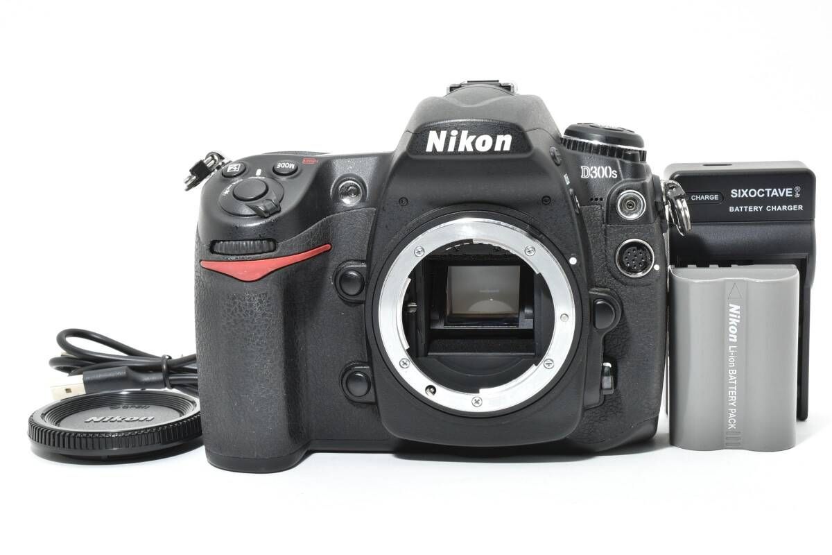 ☆極上品☆《ショット数8,496回 》ニコン Nikon D300S ボディ #1004h