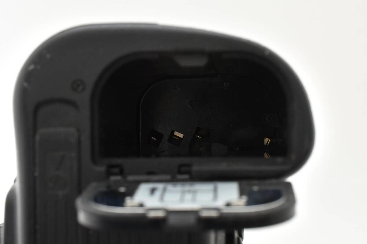 ☆極上品☆《ショット数8,496回 》ニコン Nikon D300S ボディ #1004h