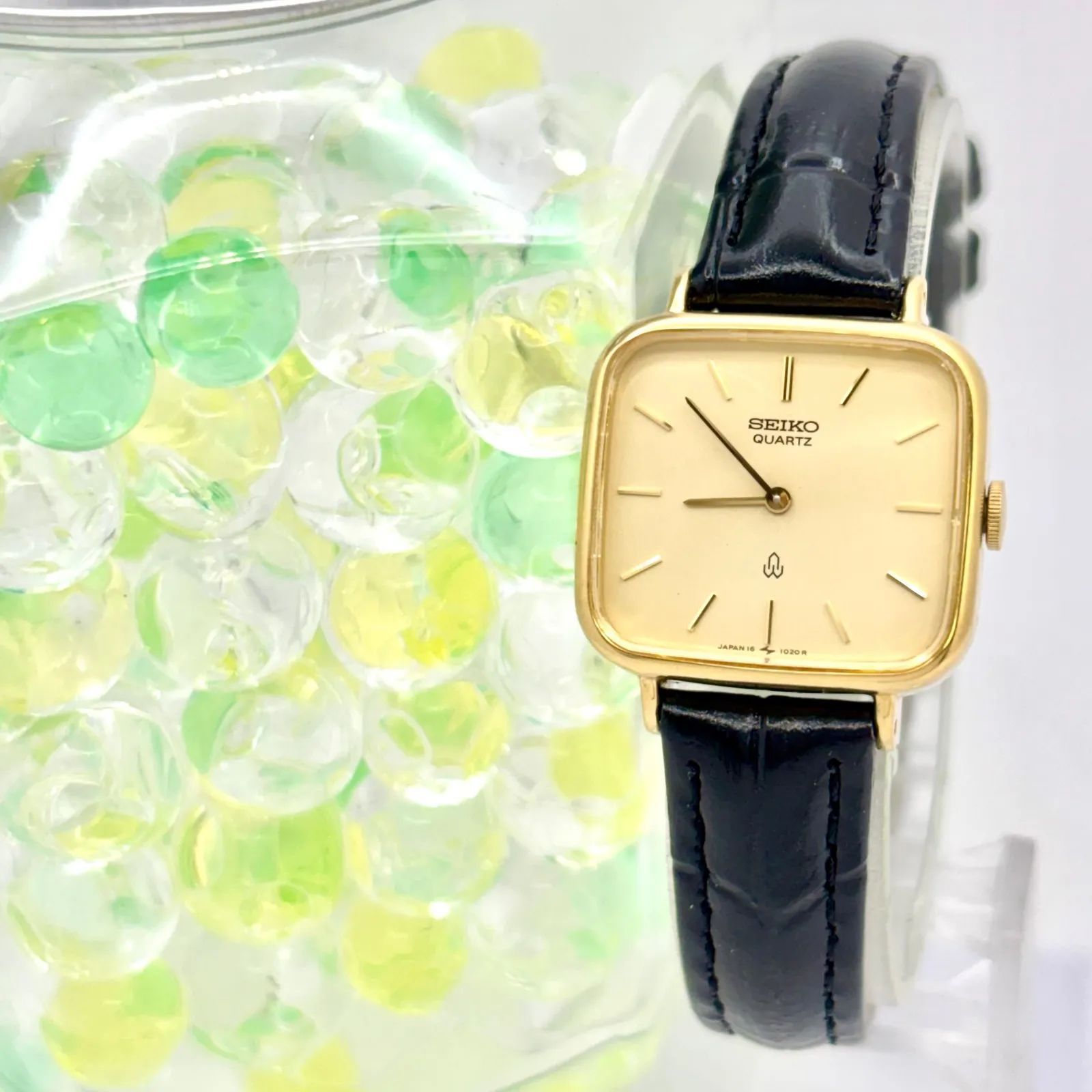 新品電池】SEIKO セイコー レディース 腕時計 ゴールド スクエア 16