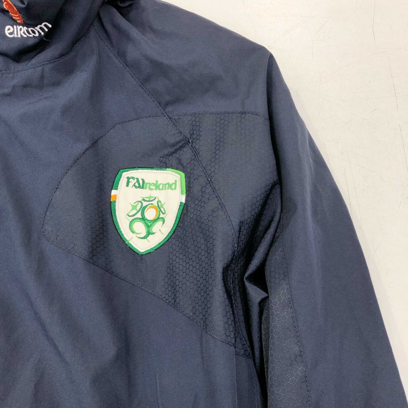 アンブロ　アイルランド代表　ナイロンジャケット アンブロ アイルランド代表 ナイロンジャケット アンブロ イングランド