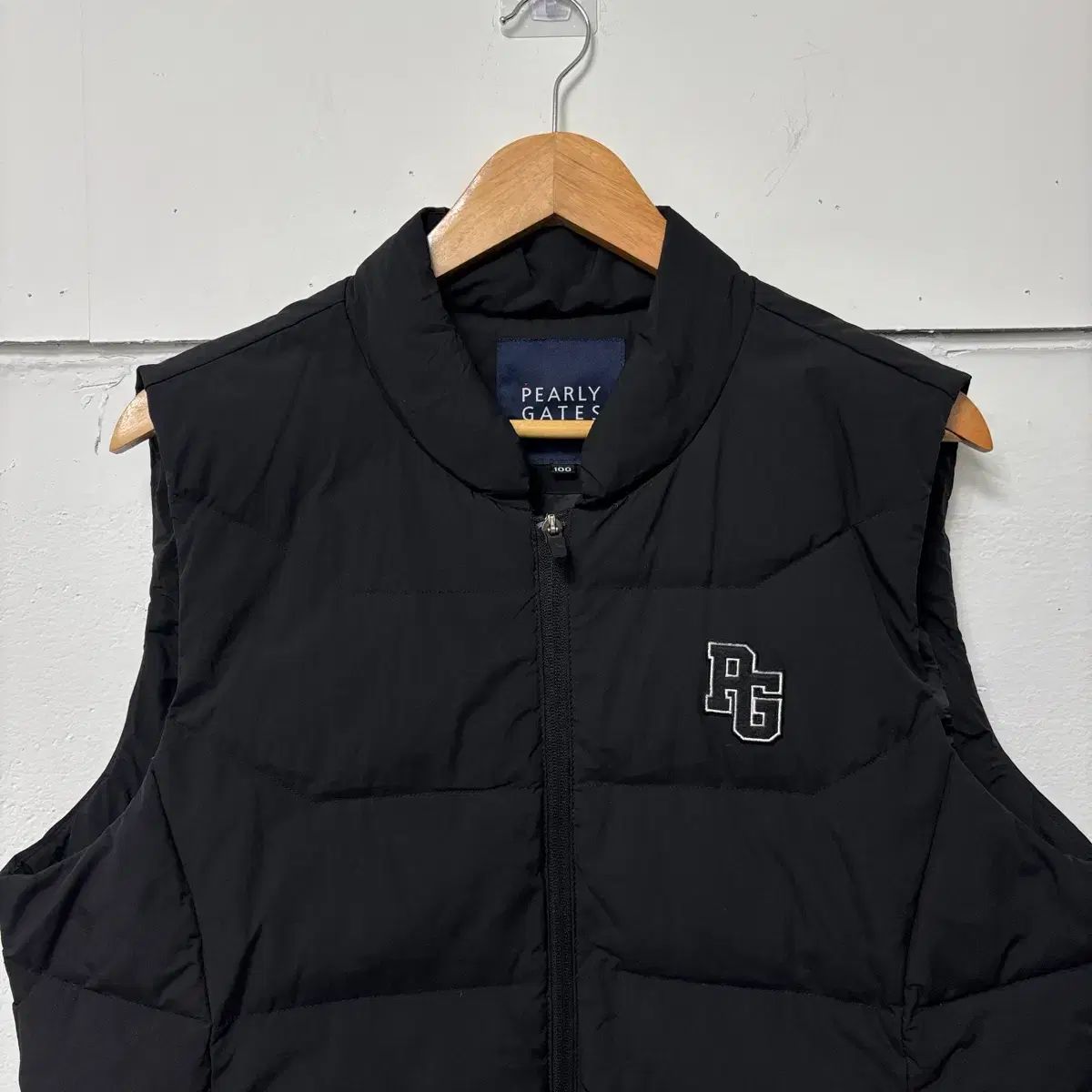 新品❤︎パーリーゲイツ ダウンベスト パーリーゲイツ ブラック ダウン ベスト - メルカリ