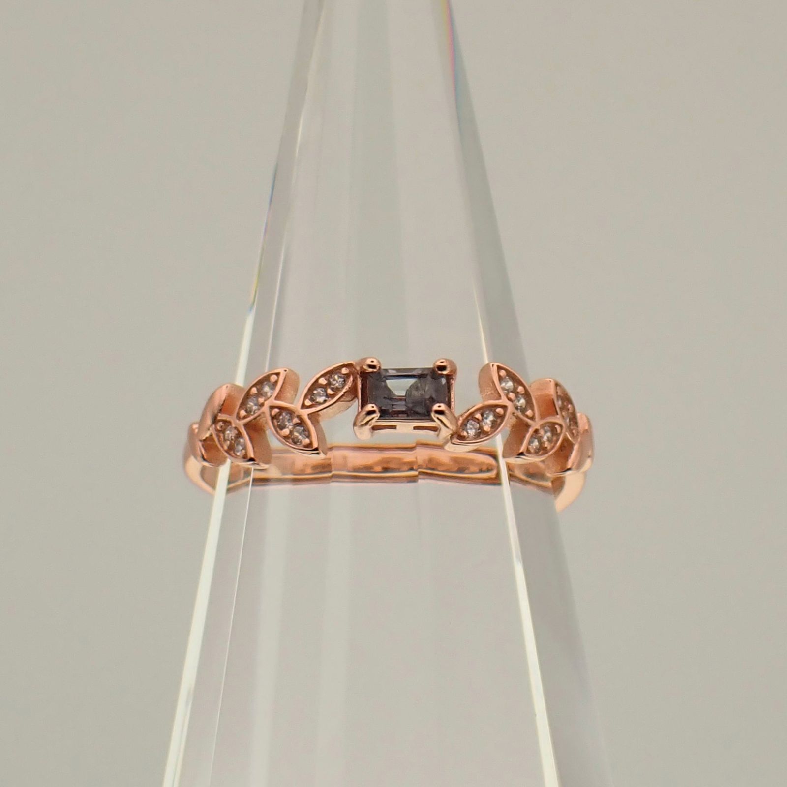 カラーチェンジガーネット】フリーサイズリング【ピンクゴールドカラー