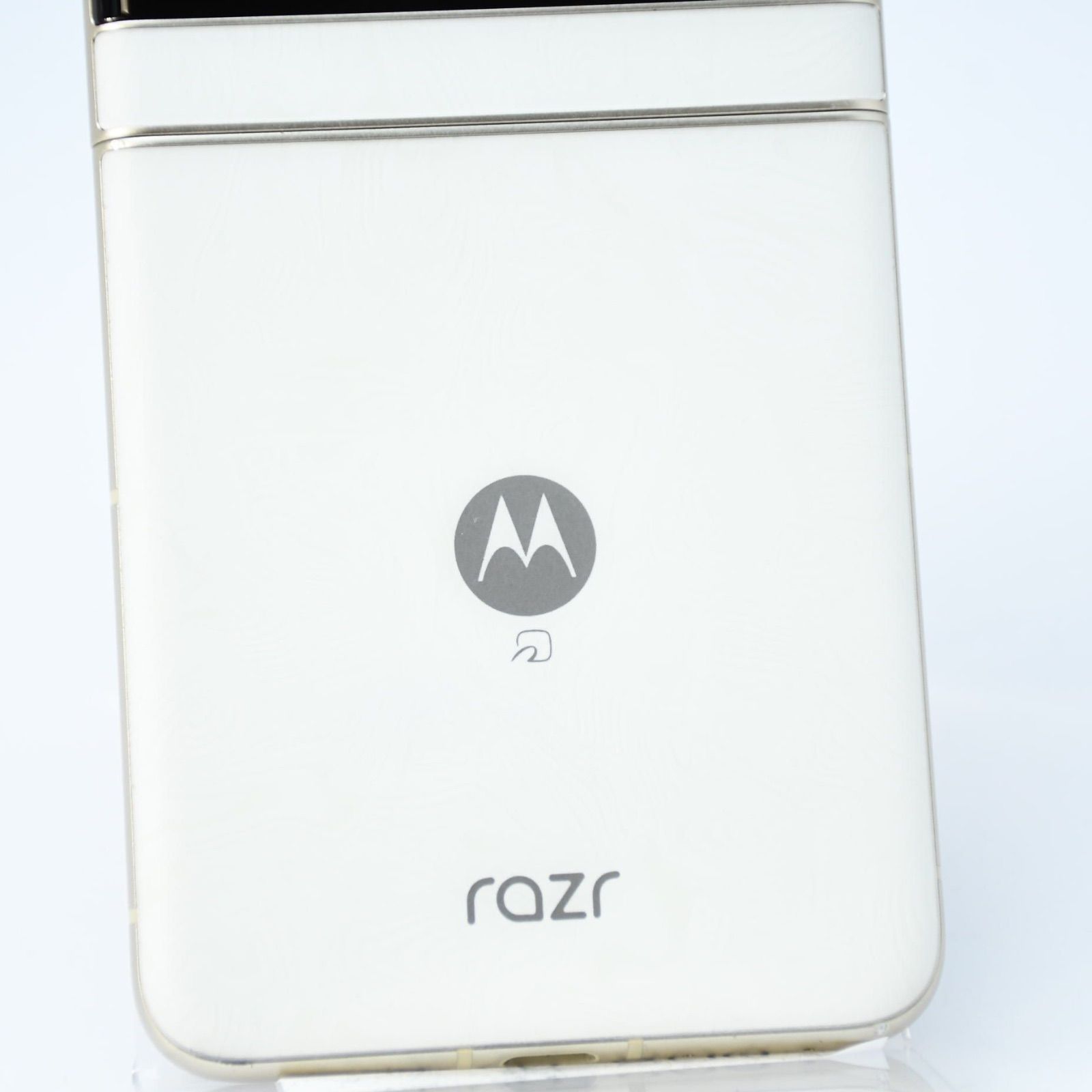 SIMフリー docomo motorola razr 50d M-51E ホワイトマーブル - メルカリ