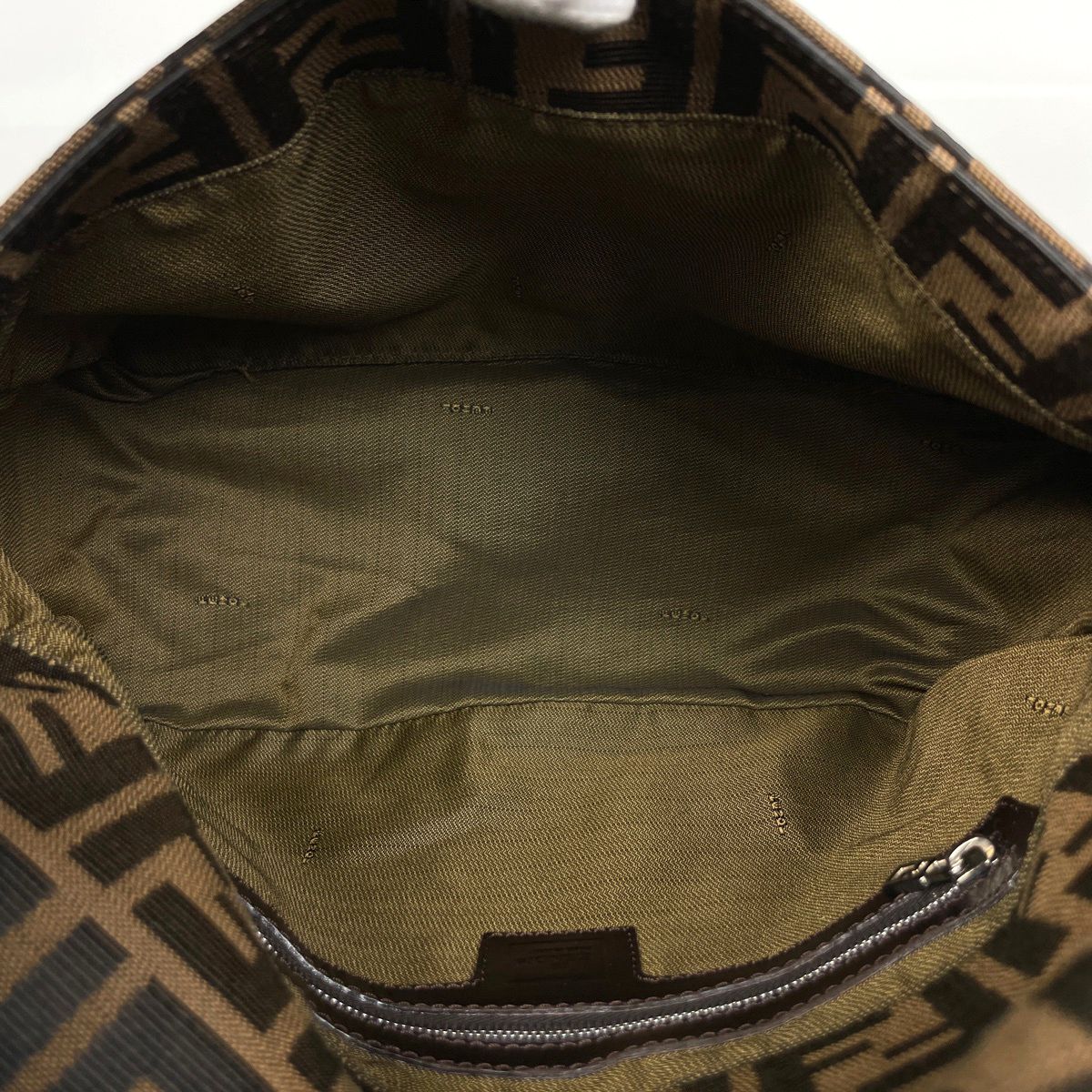 フェンディ FENDI ズッカ柄 ショルダーバッグ ハンドバッグ ワン
