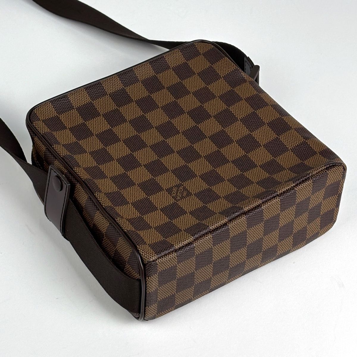 ルイ・ヴィトン Louis Vuitton オラフ PM 肩掛け 斜め掛け ショルダー