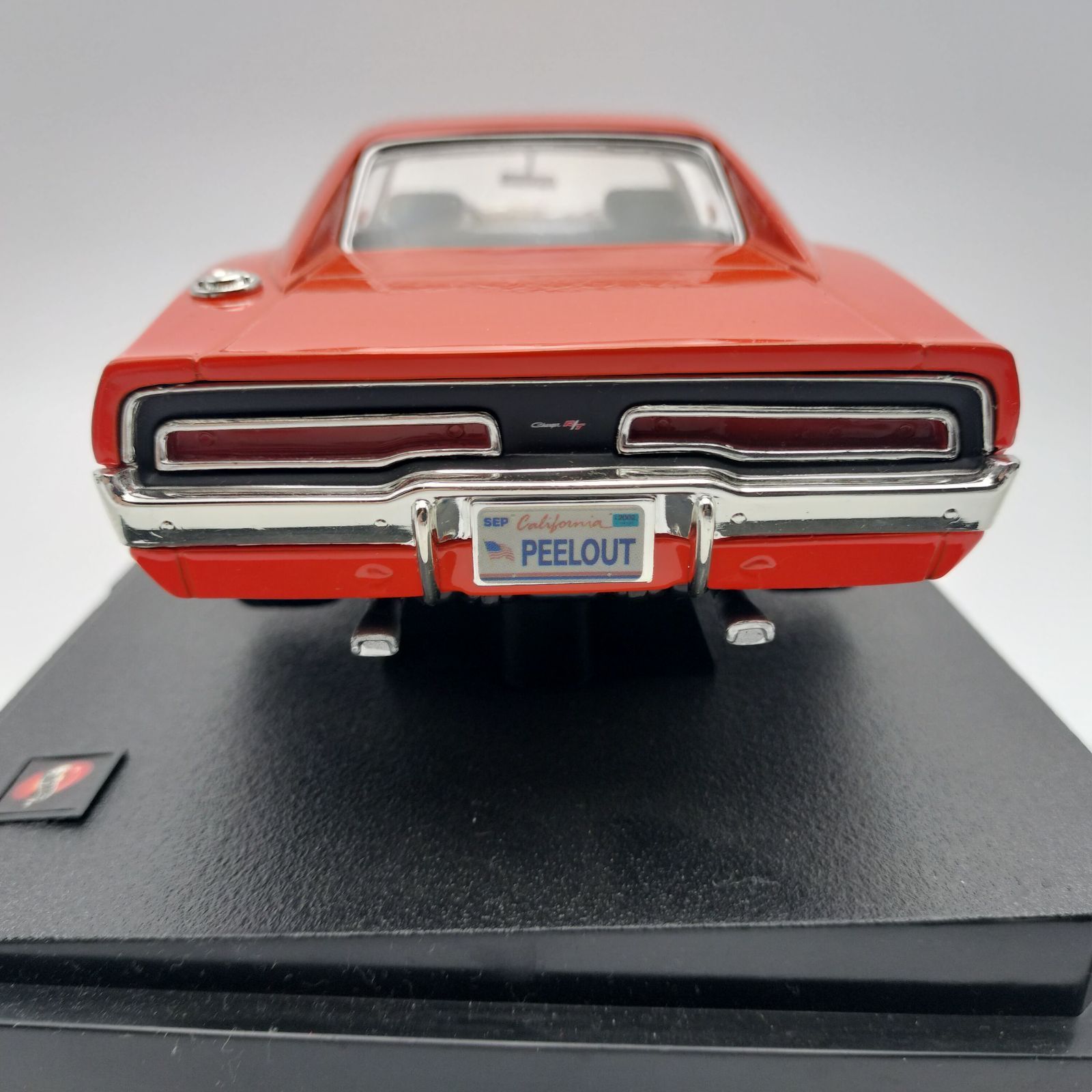 Hot Wheels】1969 Dodge Charger オレンジ 1/18 ダイキャスト メタル