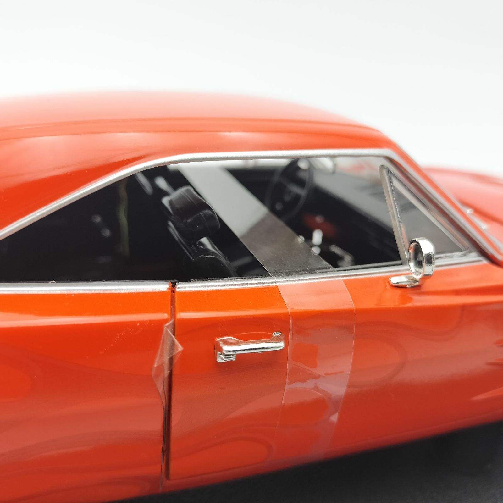 Hot Wheels】1969 Dodge Charger オレンジ 1/18 ダイキャスト メタル