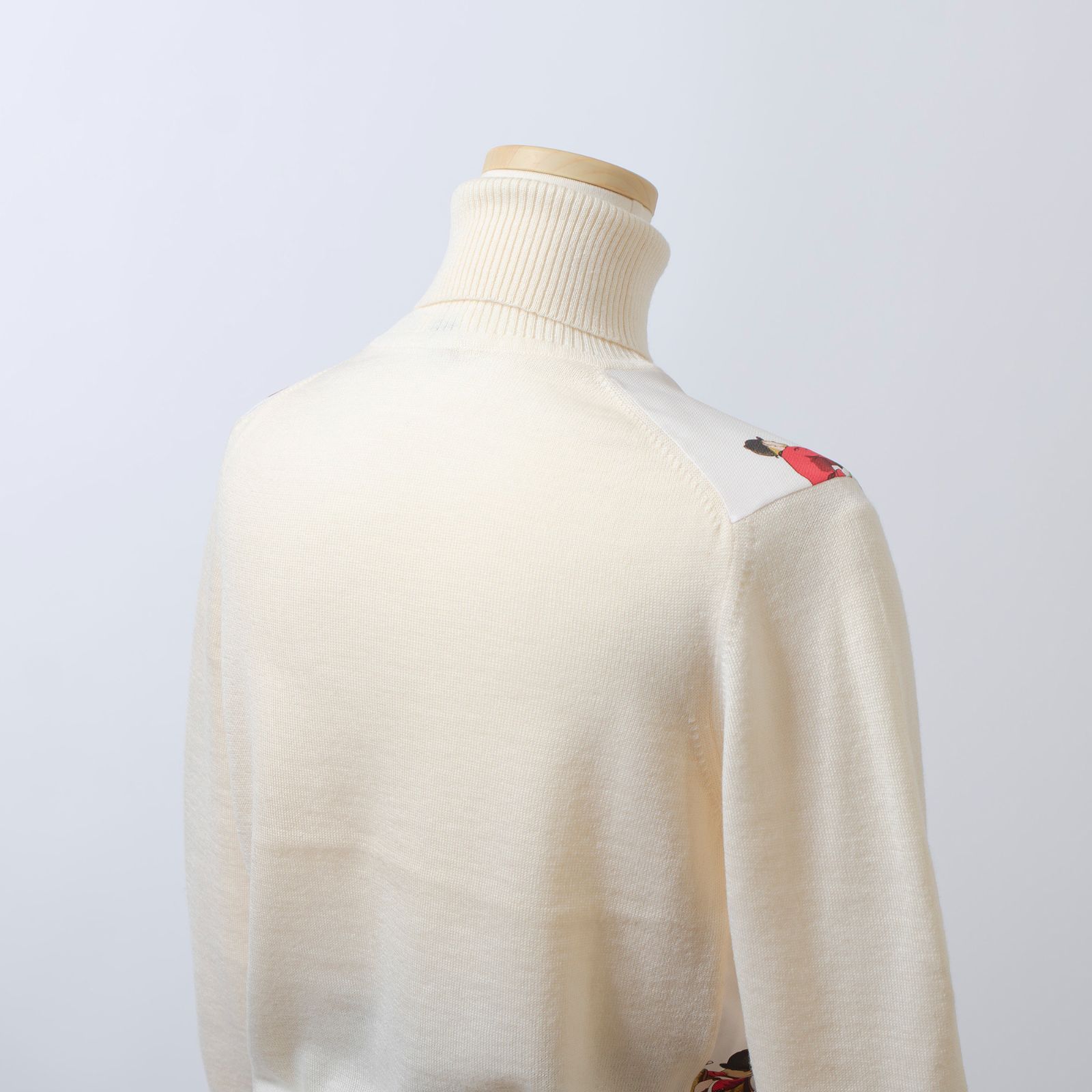 エルメス HERMES ツイルレーヌ タートルネックニット アイボリー 38