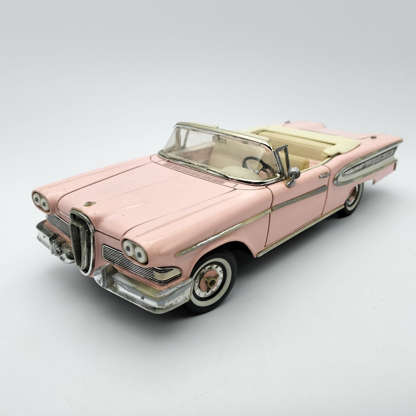 Road Signature】1958 Edsel Citation コンバーチブル ピンク 1/18