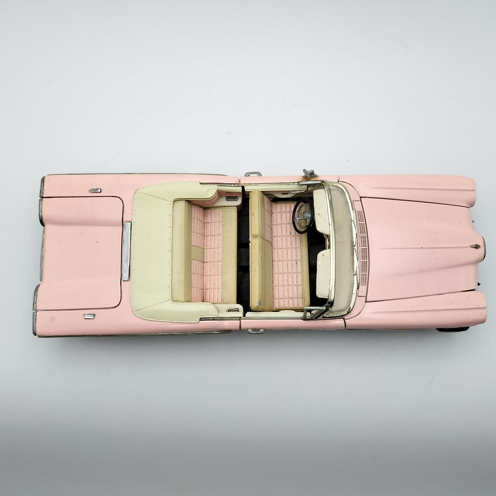 Road Signature】1958 Edsel Citation コンバーチブル ピンク 1/18