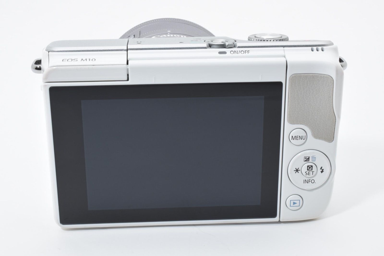 美品】 キヤノン Canon EOS M10 EF-M 15-45mm IS STM ホワイトレンズ